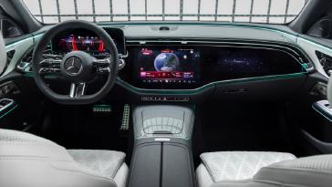 A Bridge Between Tradition And Digitalization The New E Class